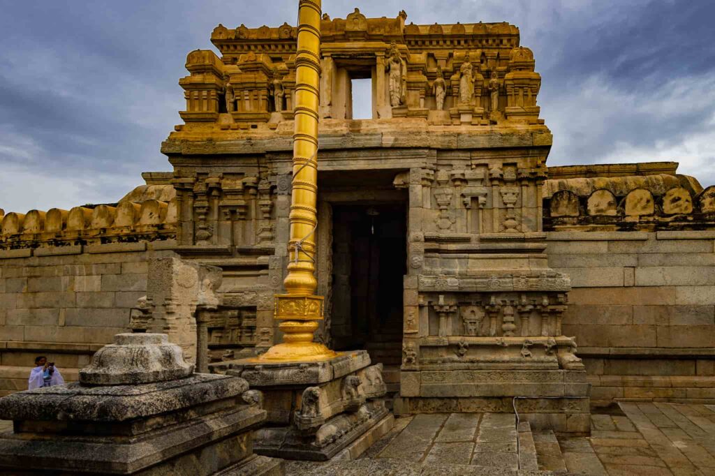 Lepakshi Temple