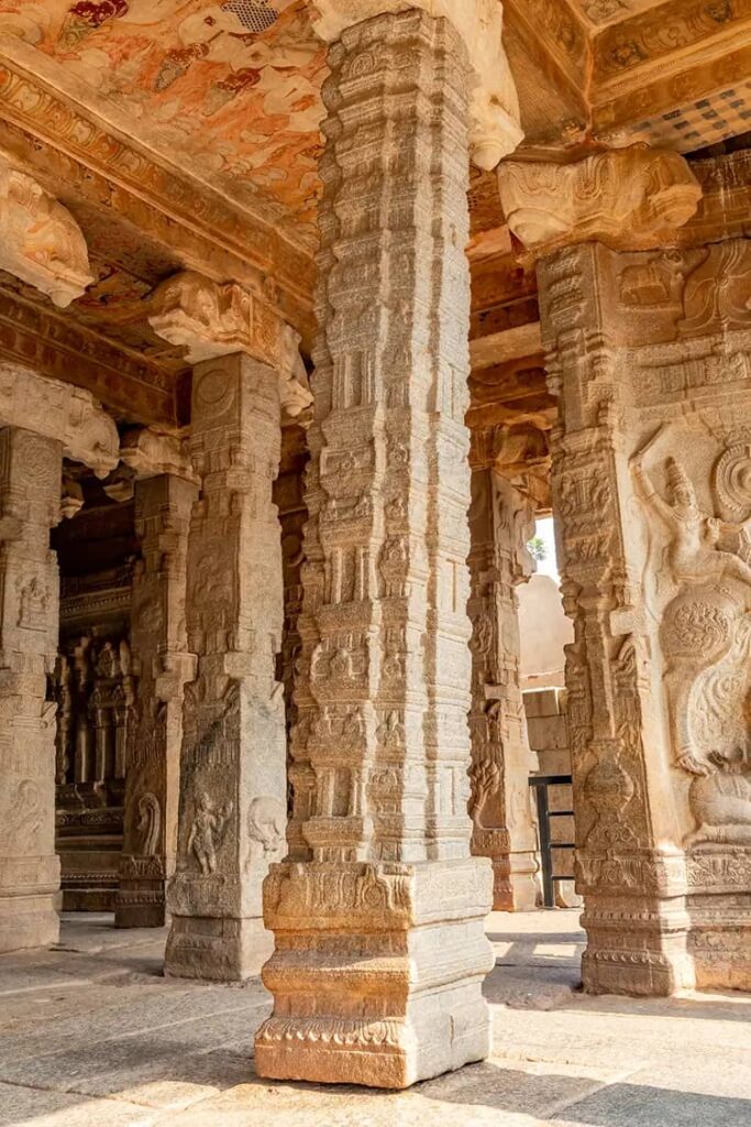 Hanging Pillar