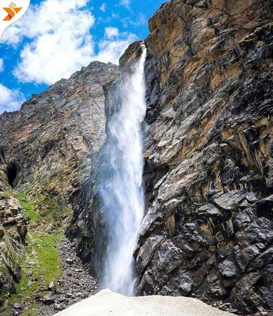 Vasanudhara Falls