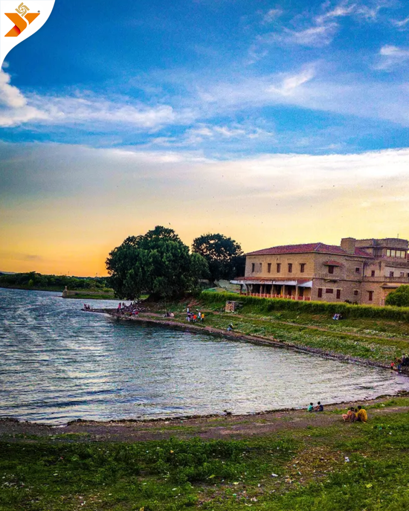 Bortalav Lake