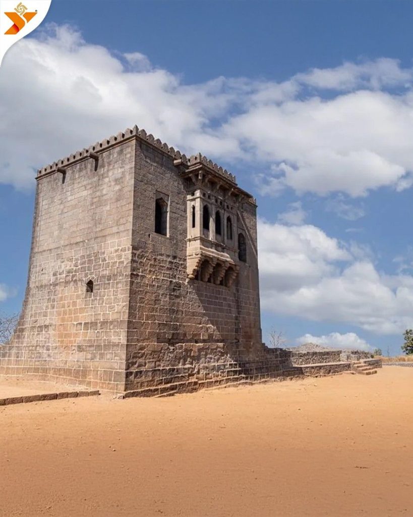 Shivneri Fort