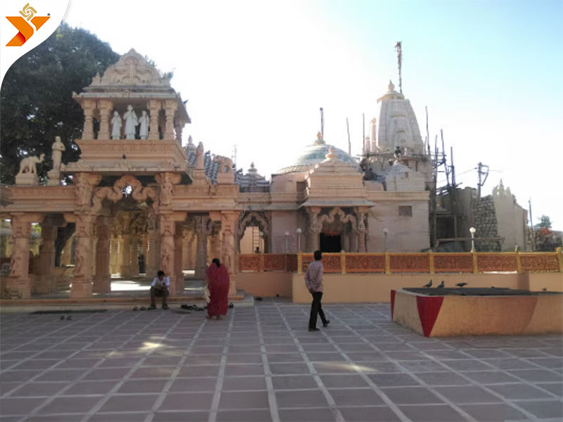Parshwanath Temple Girnar