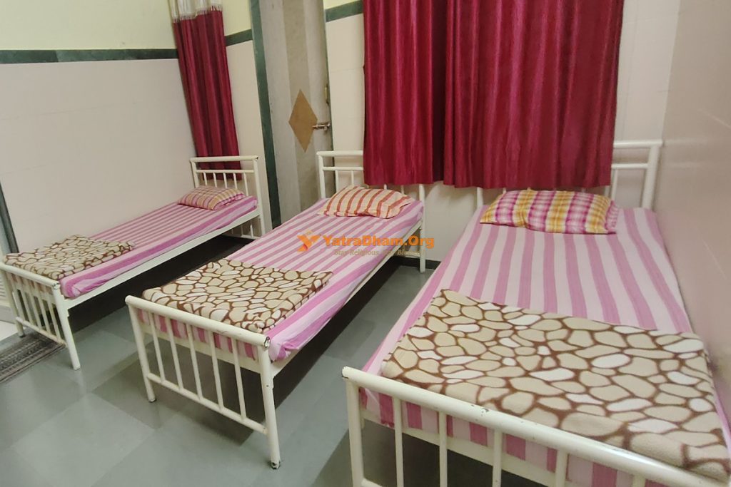 Shrimad Swami Samarth Sevakari Niwas Room