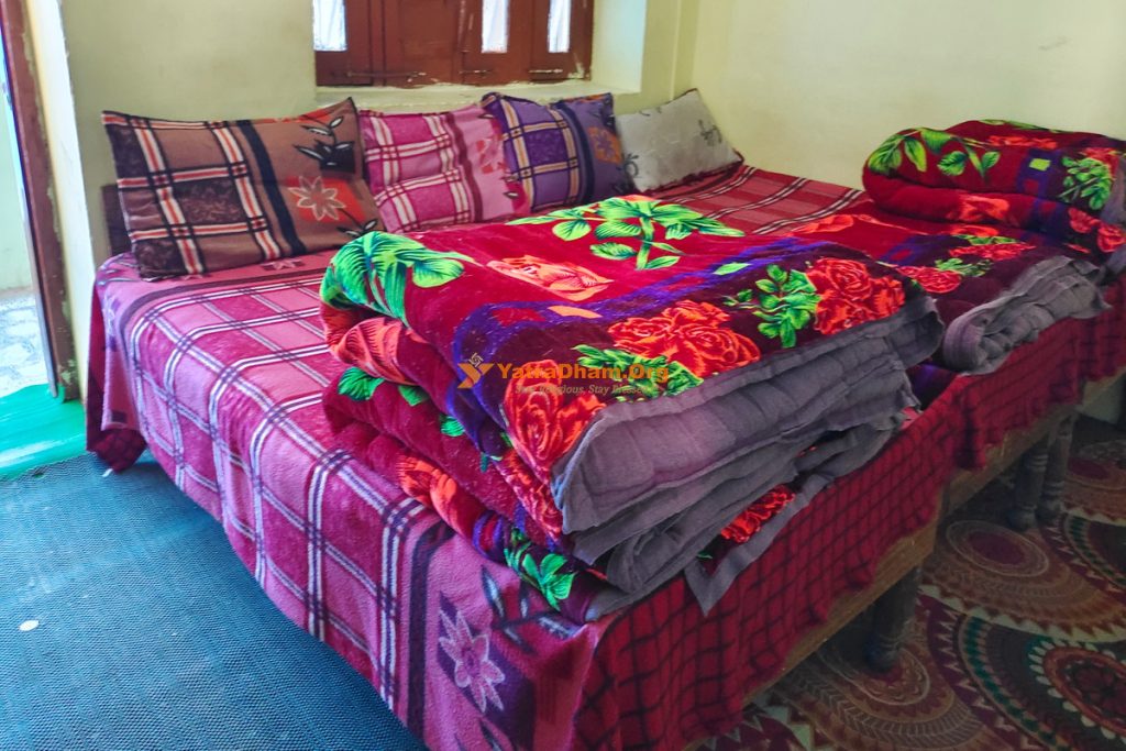 Kedarnath Dharamshala Room
